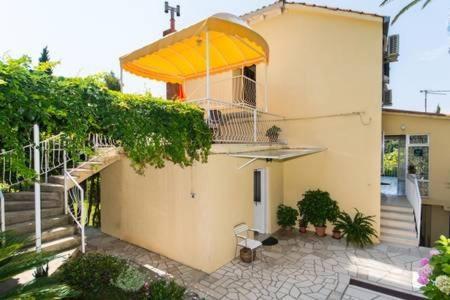 Guesthouse Kanjuo Млини Екстер'єр фото