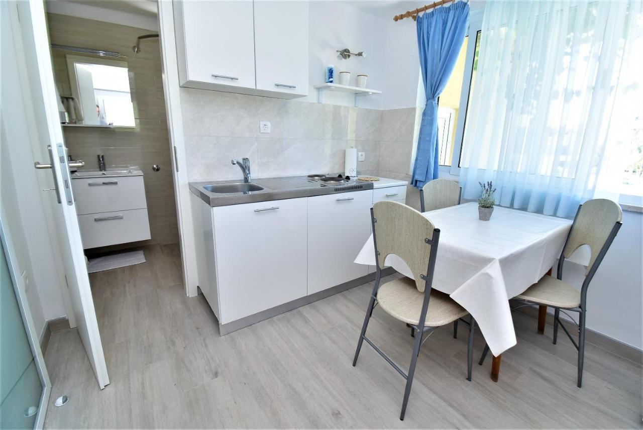 Guesthouse Kanjuo Млини Екстер'єр фото
