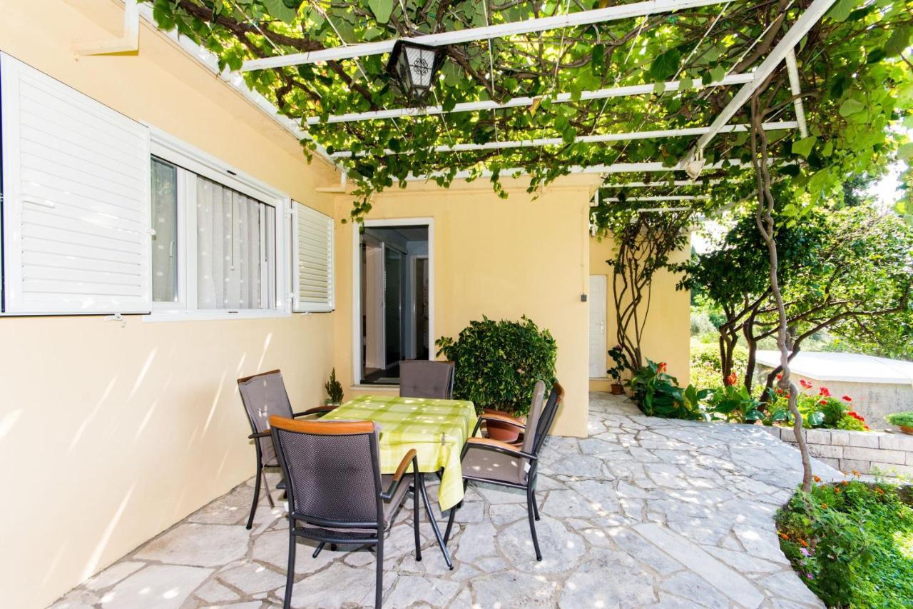 Guesthouse Kanjuo Млини Екстер'єр фото
